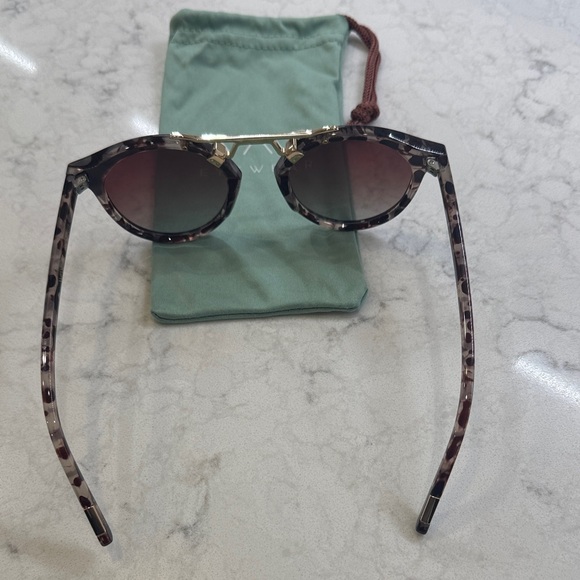 WMP Tortoise Sunglasses, Very trendy & cute!! - Picture 5 of 7